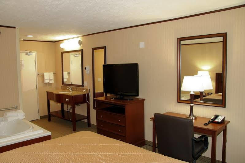 Inn Comfort Traverse Traverse City